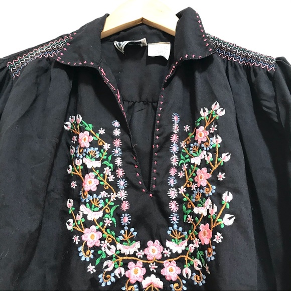 Vintage Boho Embroidered Blouse Sm/Med) - Picture 4 of 7